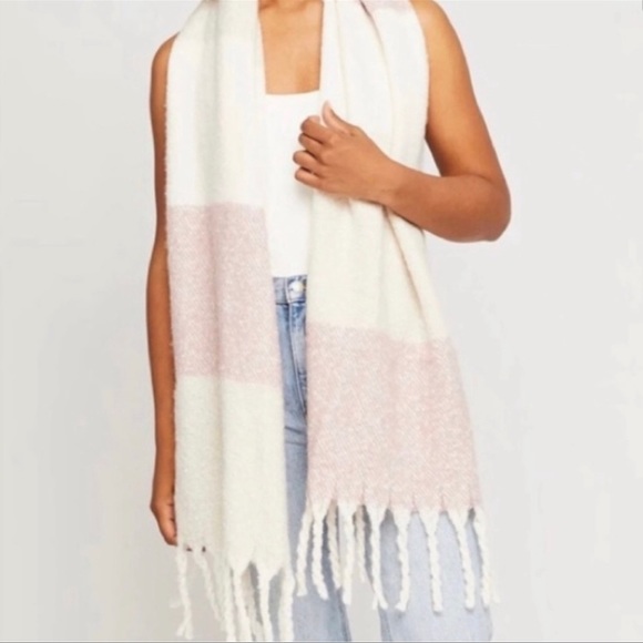 NWT Gentle Fawn Scarf, pink and cream, beautiful warm, cozy fabrication - Picture 4 of 8